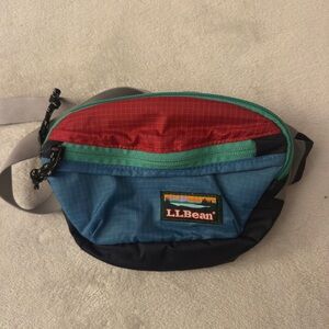 L.L. Bean Red and Blue Belt Bag